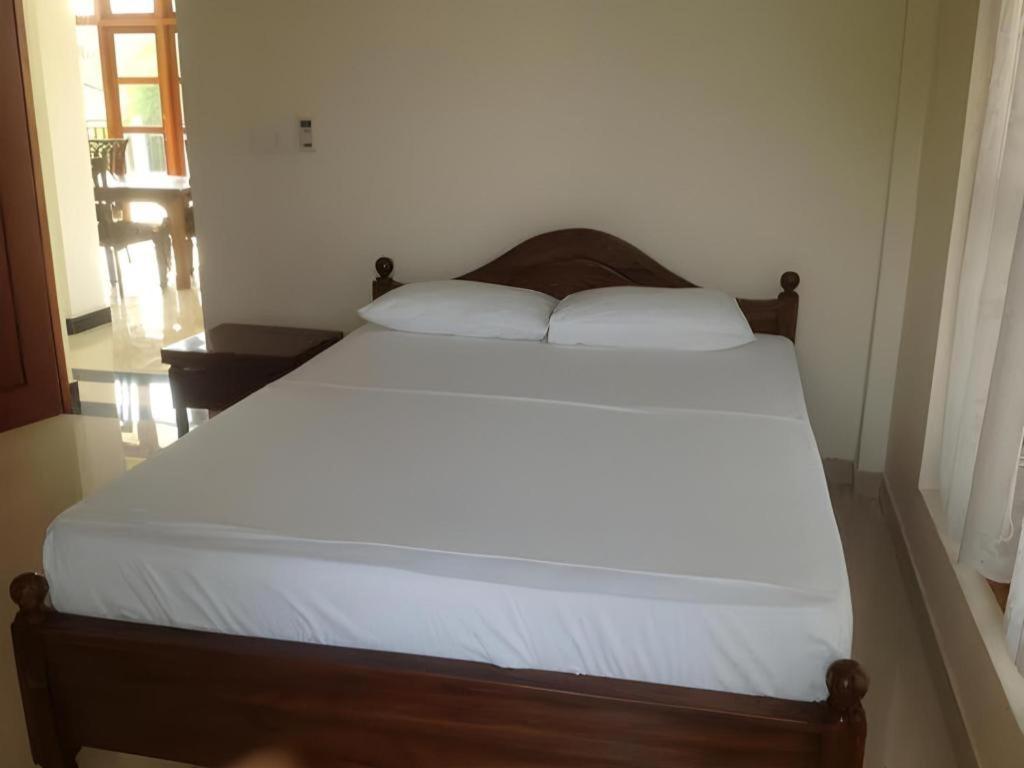 Araliya Blue Beach View Hotel Kudapaduwa Εξωτερικό φωτογραφία